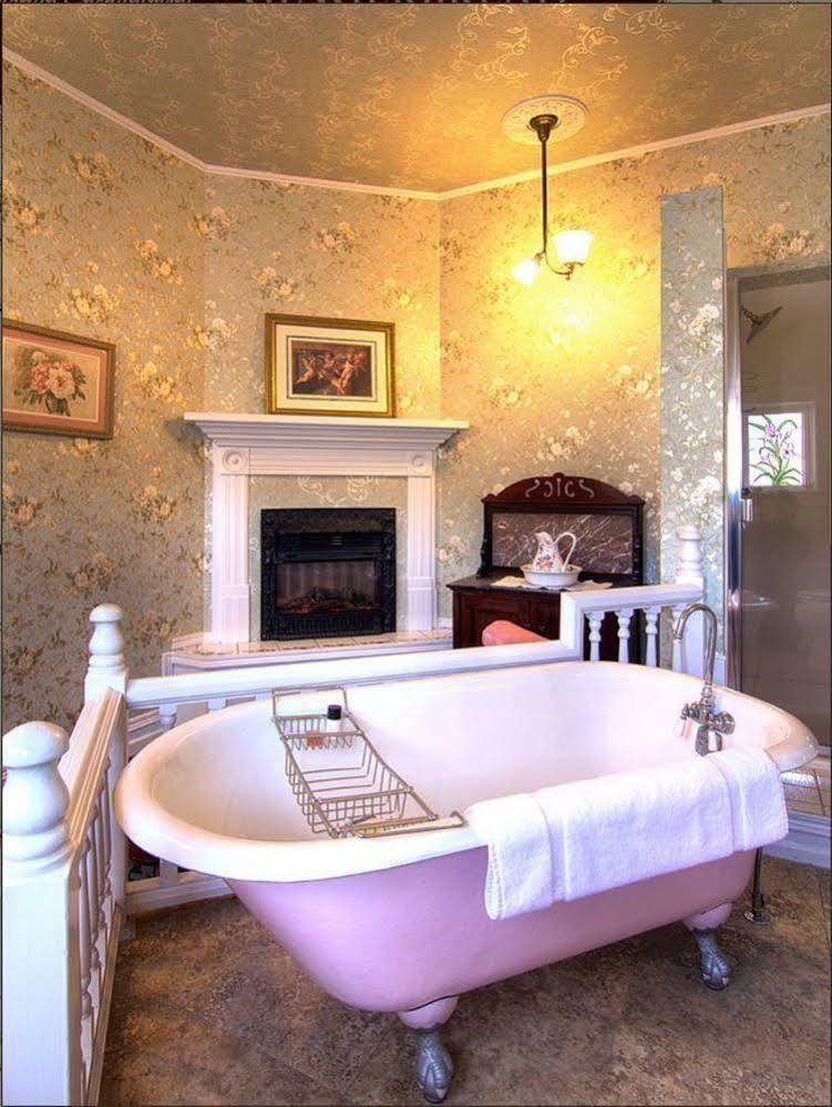 Gingerbread Mansion Bed & Breakfast Ferndale Dış mekan fotoğraf