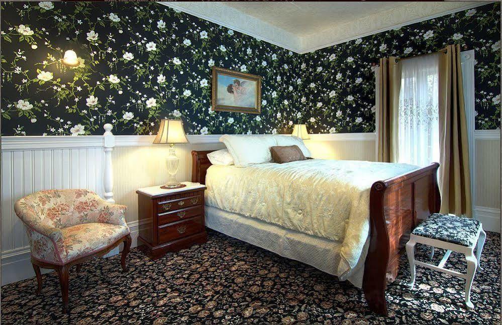 Gingerbread Mansion Bed & Breakfast Ferndale Dış mekan fotoğraf